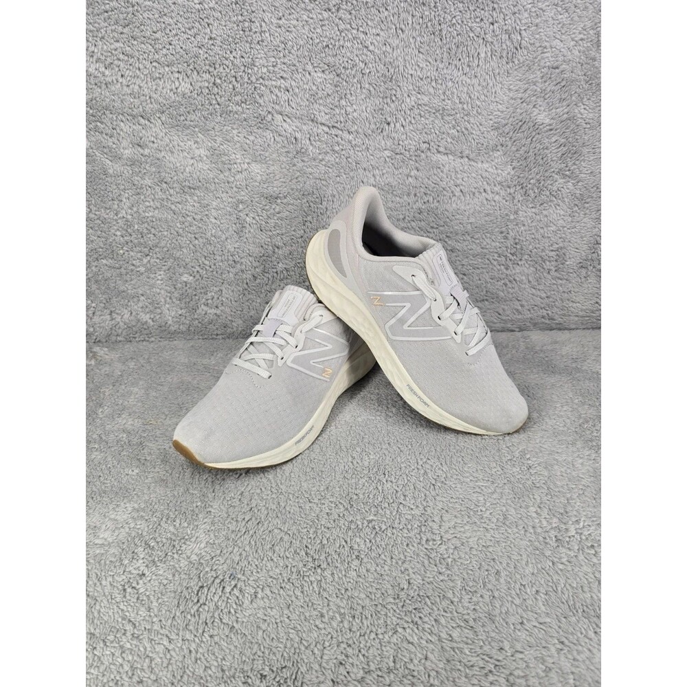 New Balance Womens Size 9.5 Fresh Foam Arishi v4 Grey Running Shoes Sneakers